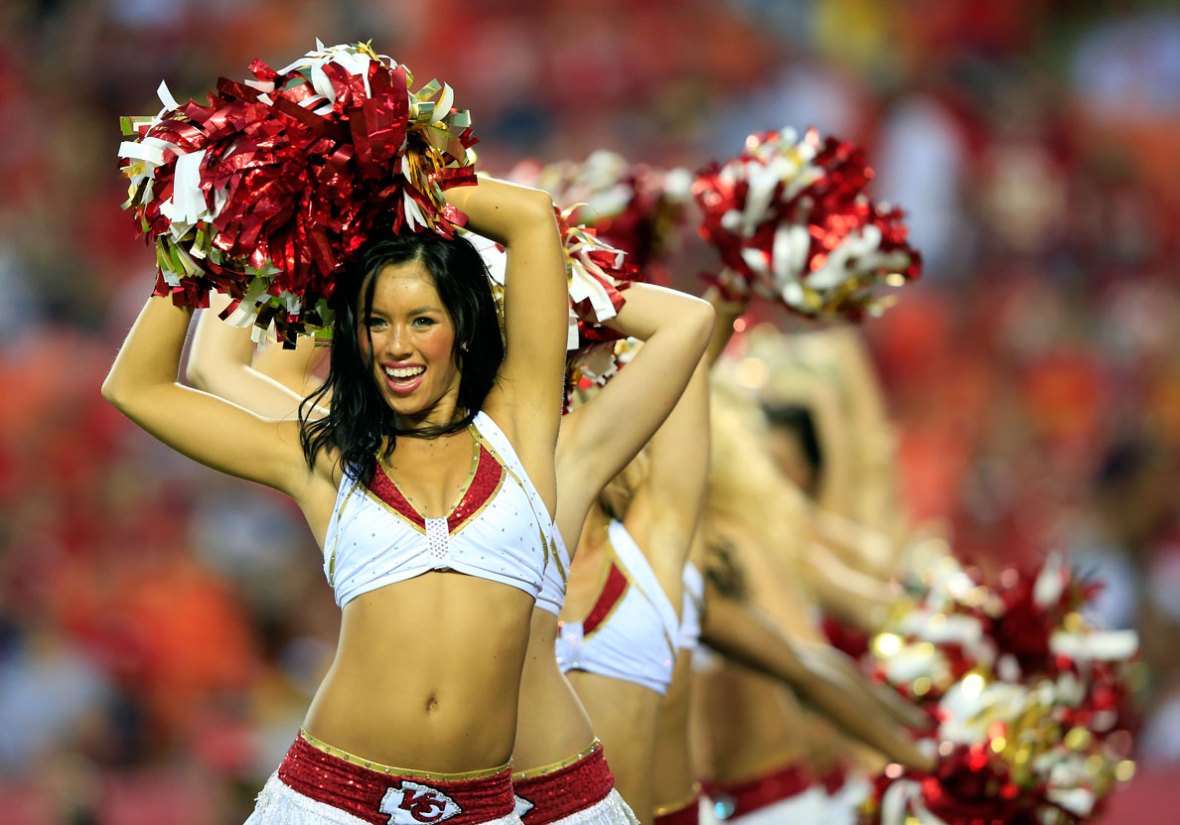 20 Sexiest and Most Awesome NFL Cheerleader Outfits [PHOTOS] [POLL]