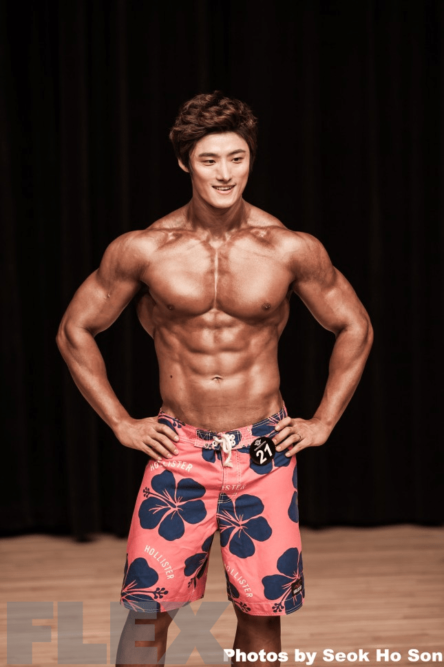 Asian Muscle Flex