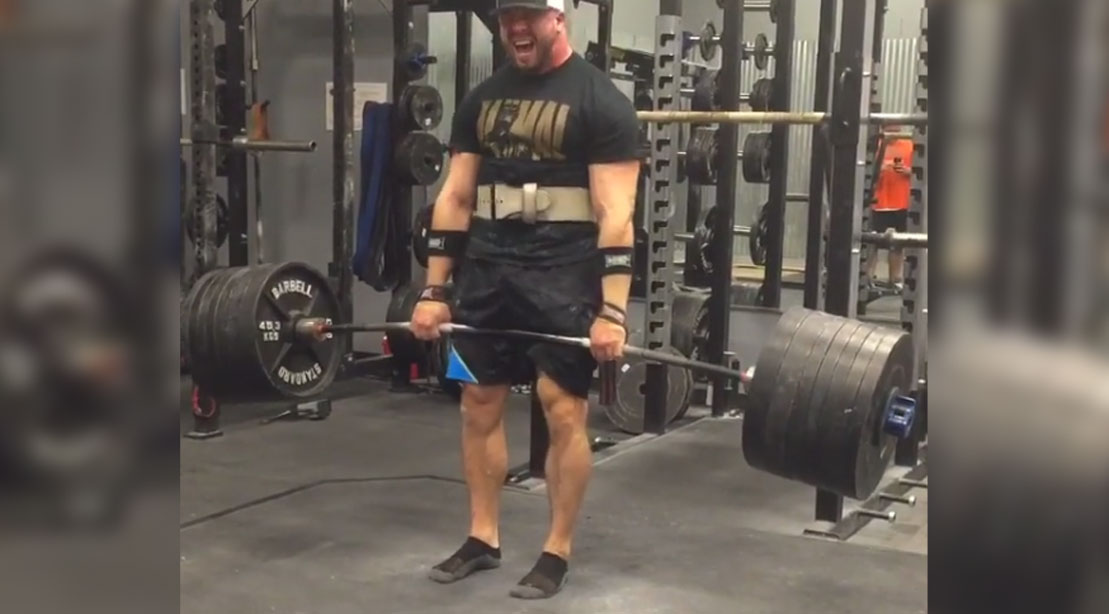 Pete Rubish Grinds Huge 900-Pound Deadlift | Muscle & Fitness