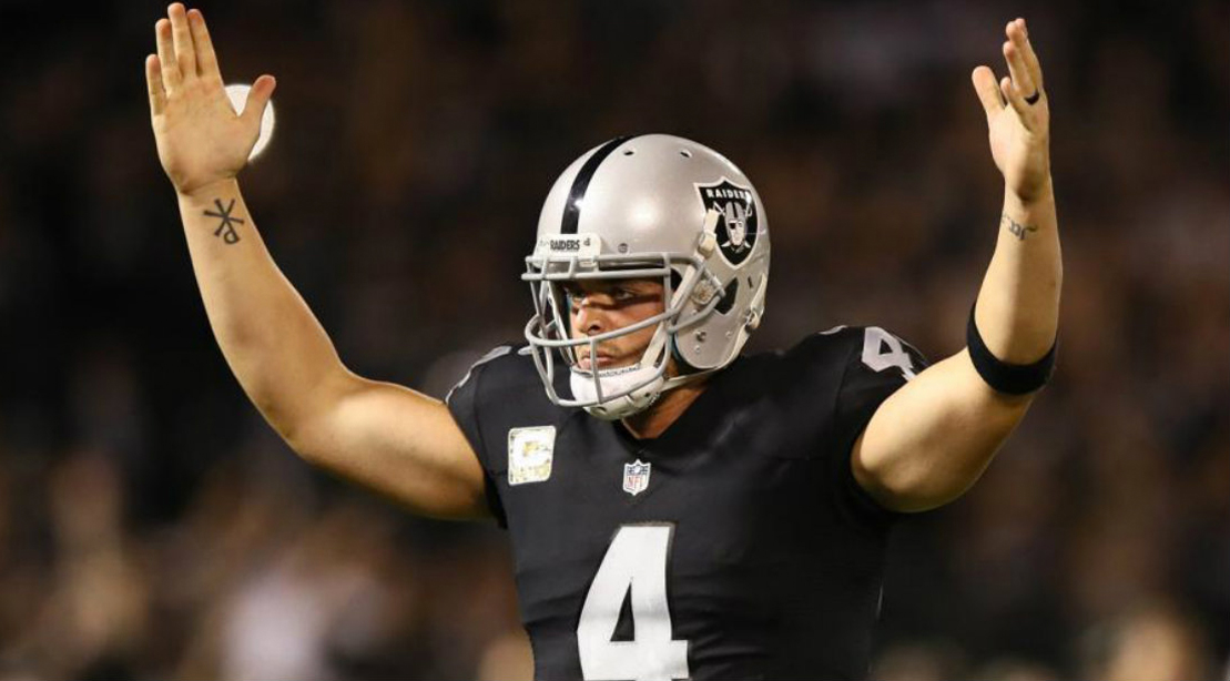 Raiders' Derek Carr plans on using his legs as well as arm