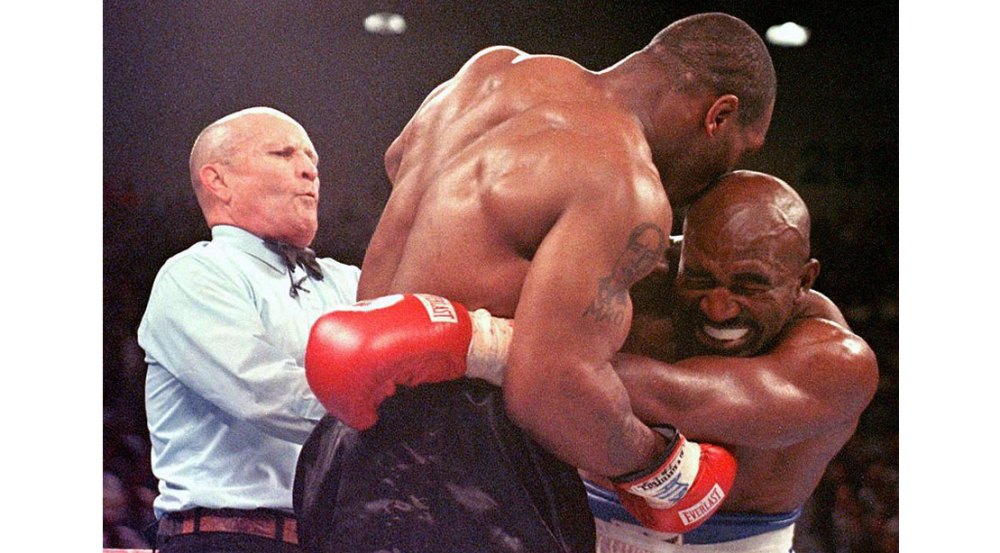 11 Amazing Photos of Mike Tyson's Most Iconic Fights | Muscle & Fitness