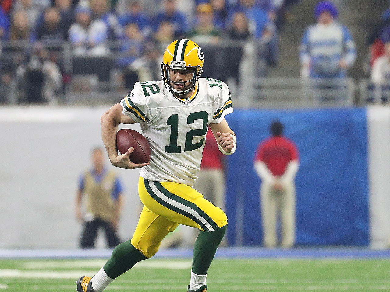 Aaron Rodgers' quarterback workout to build a rock-solid core - Muscle &  Fitness