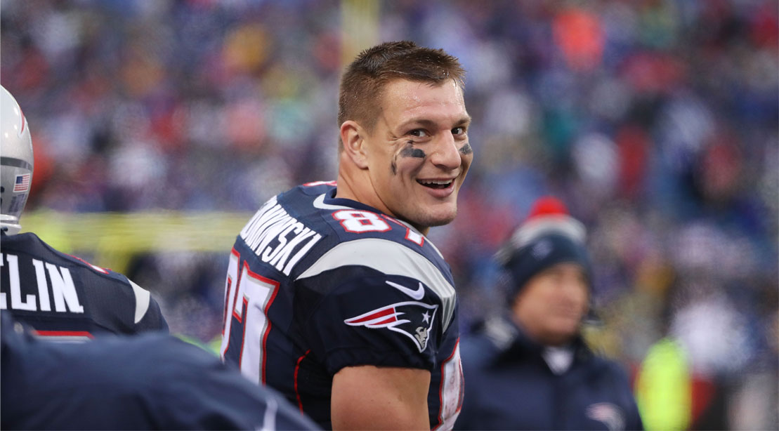 Patriots' Rob Gronkowski Strips Down to Show His Abs During Super