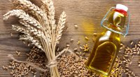 A wheat germ oil a good source of the macronutrient vitamin e