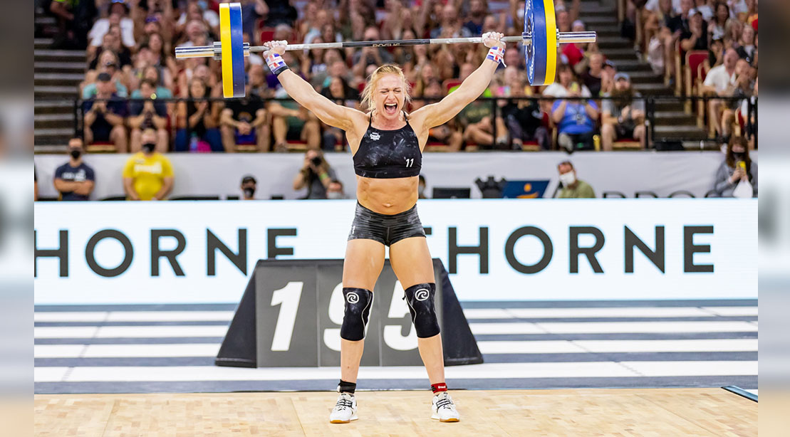 Crossfit champion Annie Thorisdottir successfully powercleaning a barbell