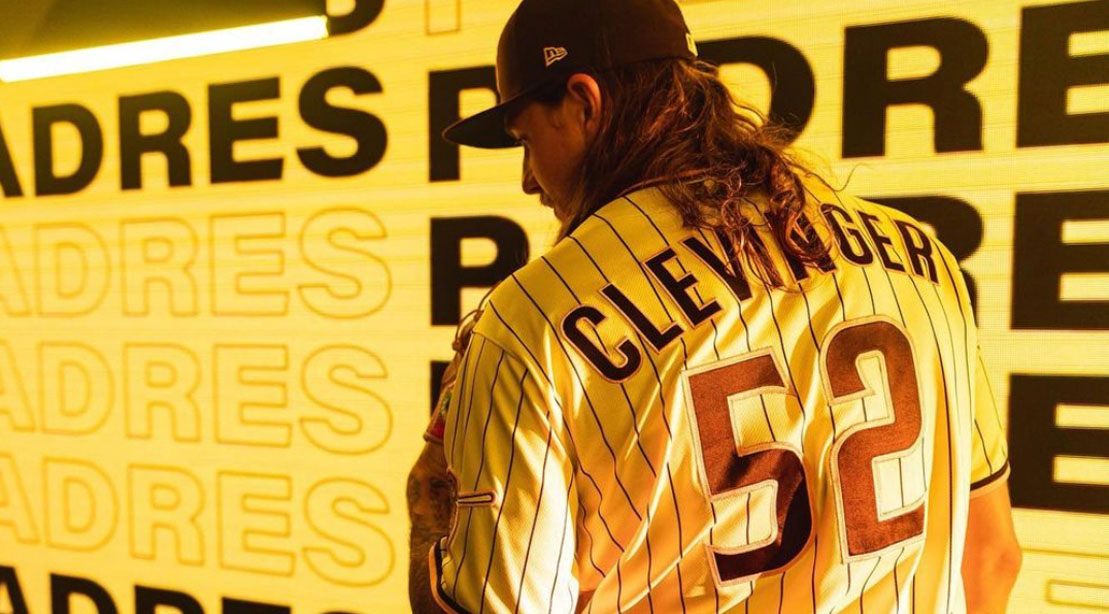 San Diego Padres on X: Mike Clevinger stopped by the Veterans Day